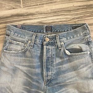Citizen of Humanity denim. Liya - high rise classic fit crop size 26